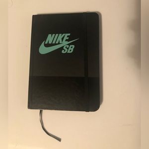 Nike Dunk SB Notebook Jordan 1 New Balance 2002R Adidas Samba Puma Speedcat AF1